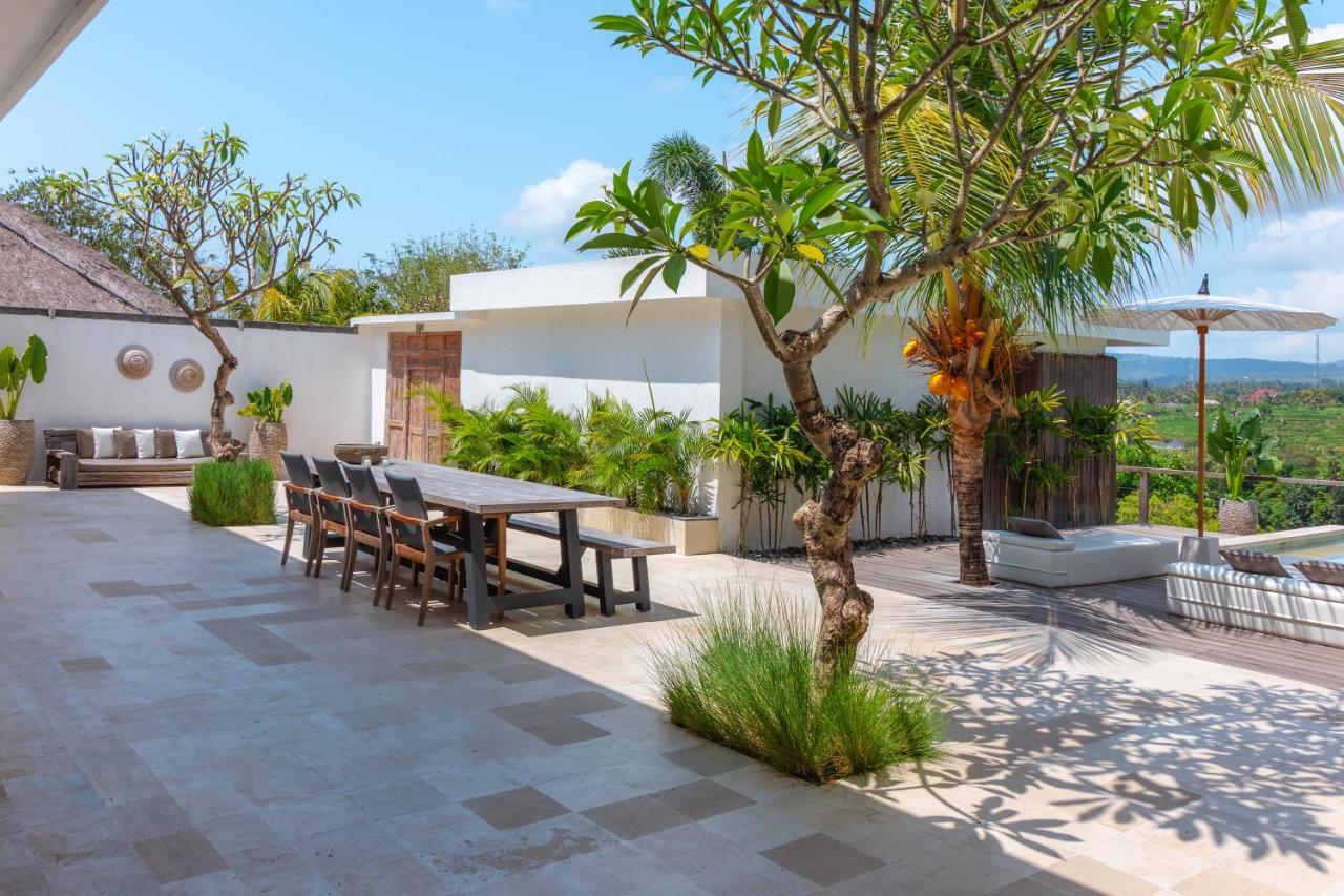 Villa Rasa Senang, With Private Cook And Pool Karangasem Exterior foto