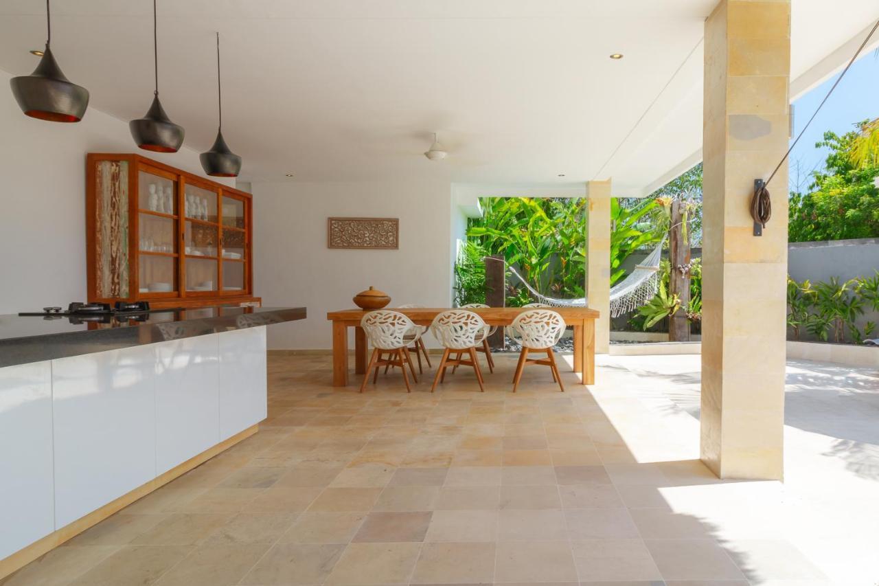 Villa Rasa Senang, With Private Cook And Pool Karangasem Exterior foto
